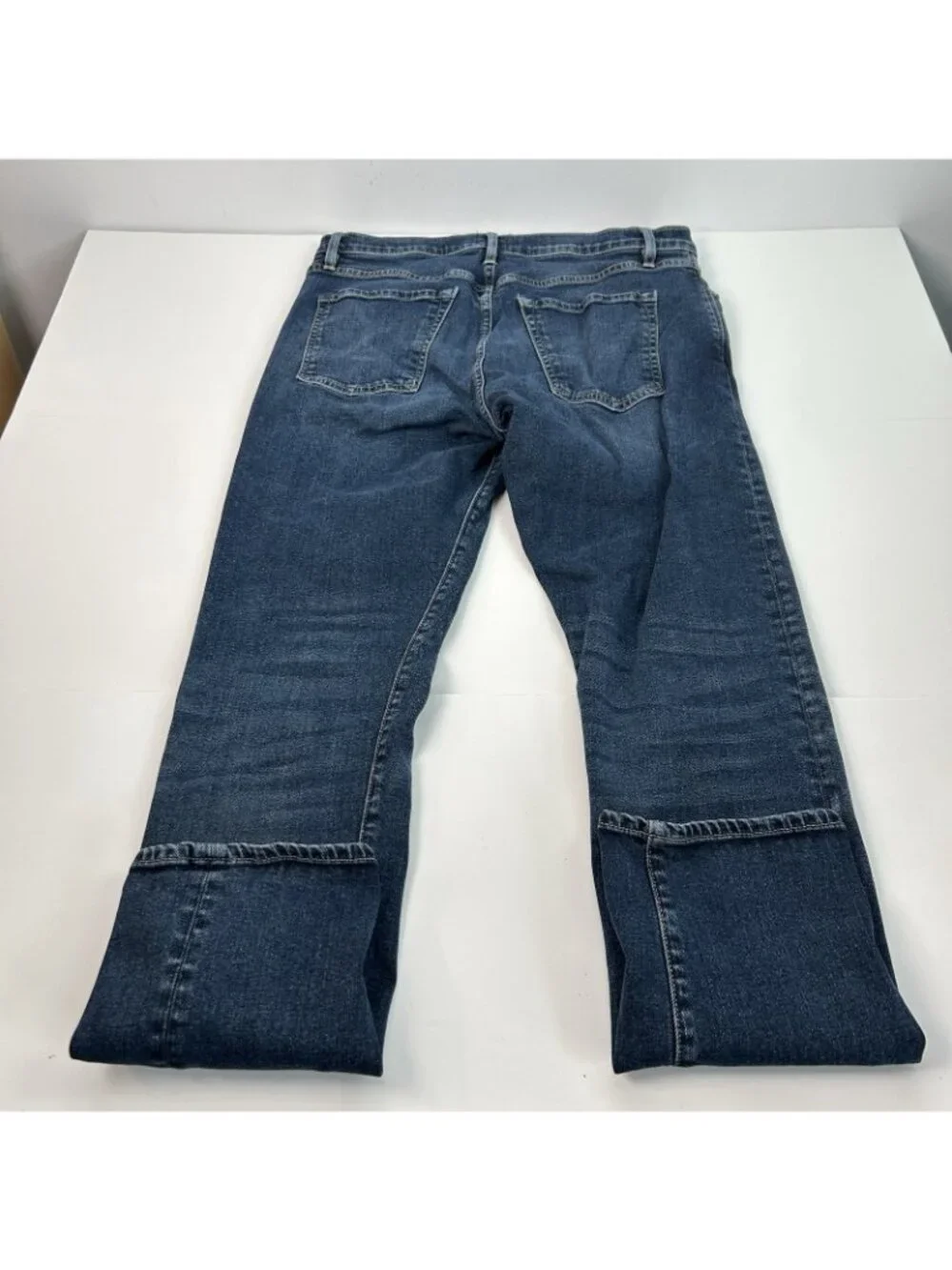 Flint And Tinder Men's 33x30 Slim Fit Blue Straight Leg Medium Wash Denim Jeans